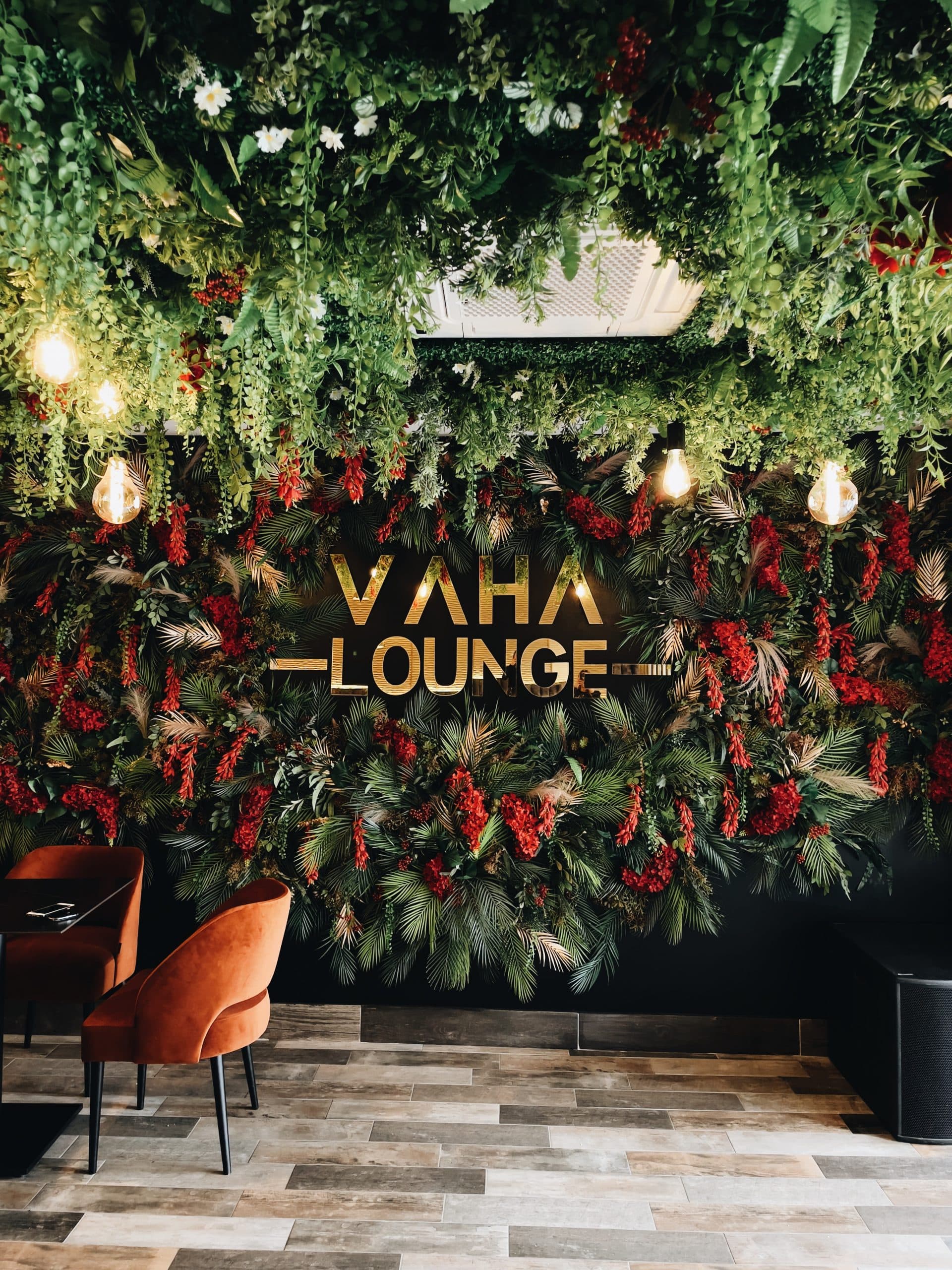 Vaha Lounge and Restaurant photo 4