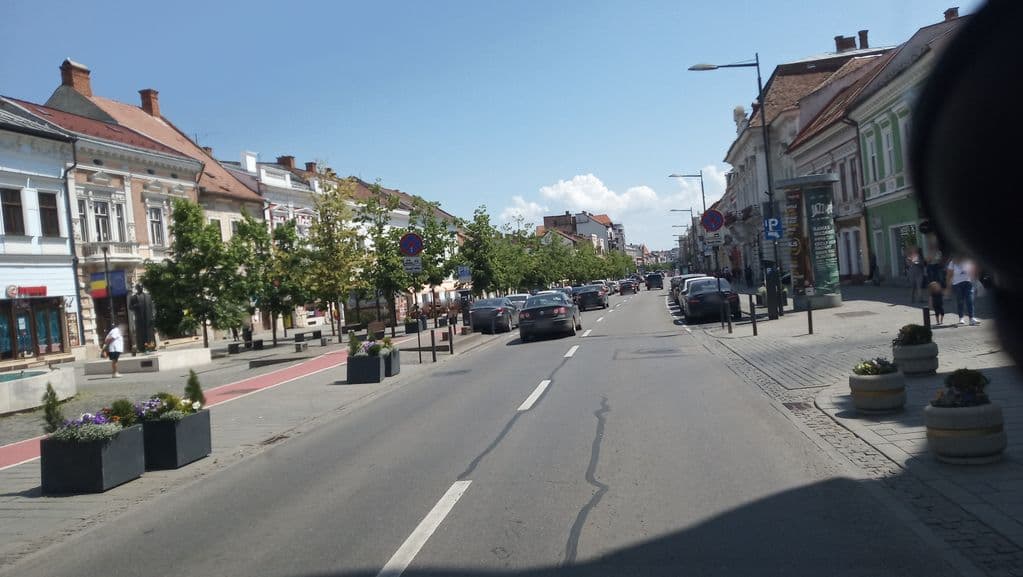 Street view near Tramvay
