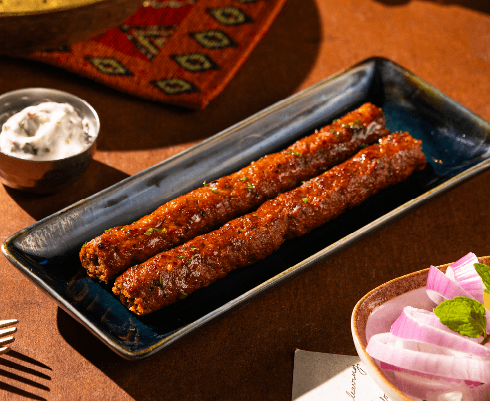 Hitchki - Novotel Dubai Gold District - Indian Bollywood Lounge I Restaurant | Bar I Brunch I Sheesha | Sports Bar photo 3