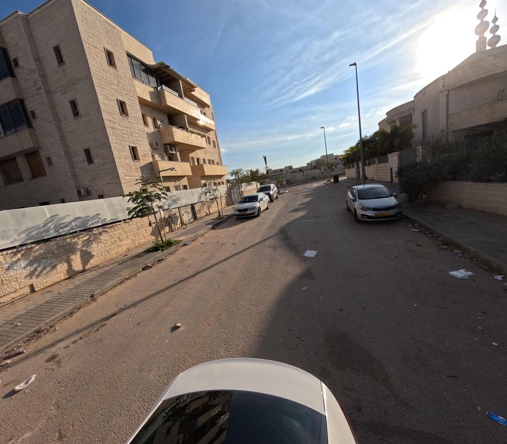 Street view near Abu Malek Hookah