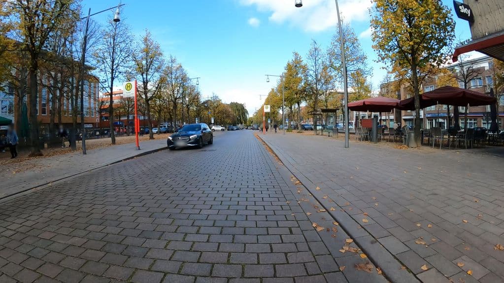 Street view near Zahara Ahrensburg