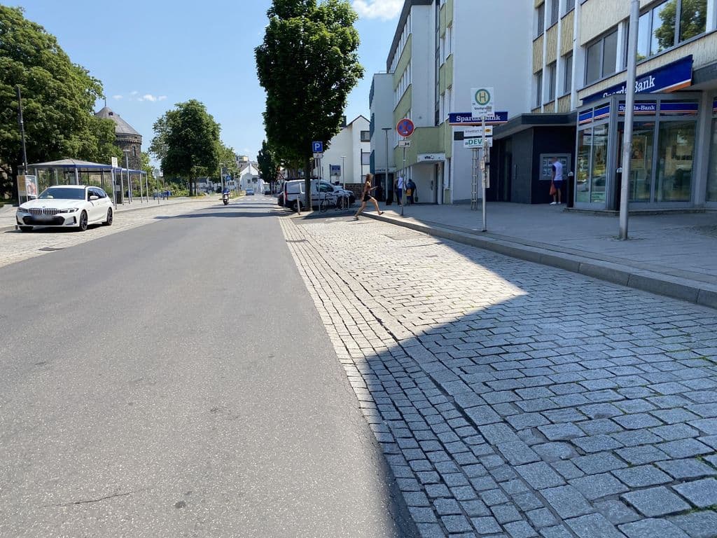 Street view near Premium Lounge
