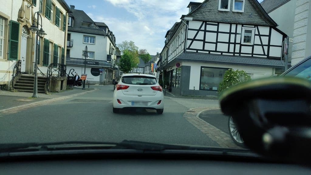 Street view near ☆L.A.V.A☆ Parfüms Shop - Shisha - Vape - E-Zigaretten - Tabak - Liquid - Dampf