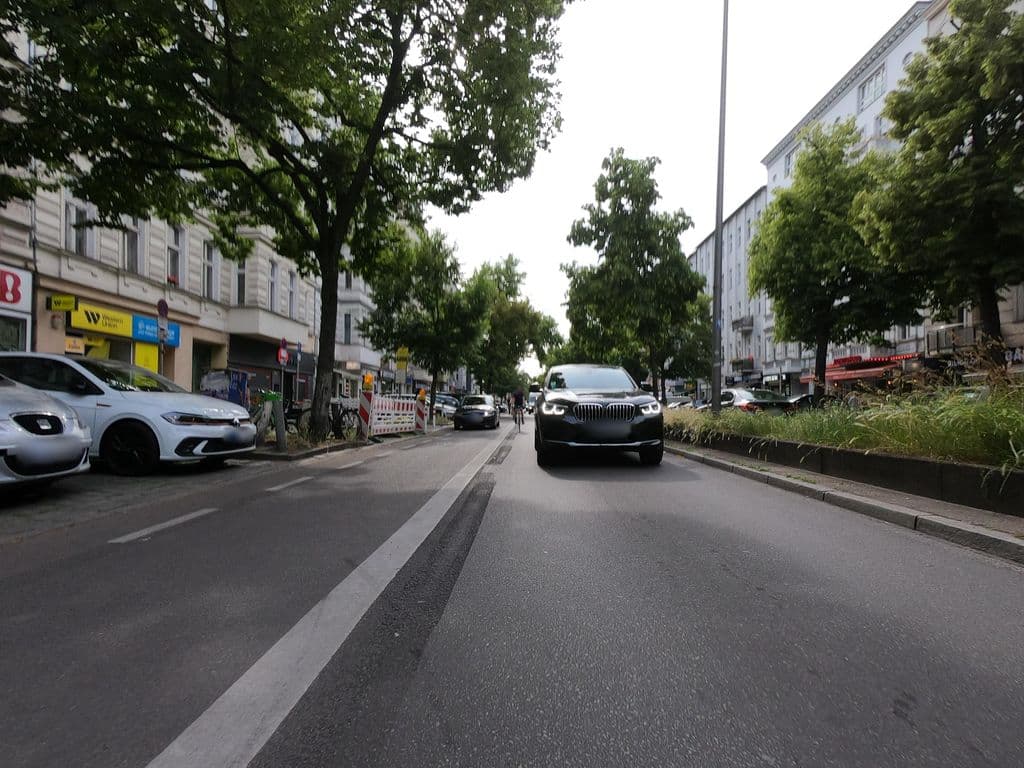 Street view near Ted Bar - Shisha Lounge