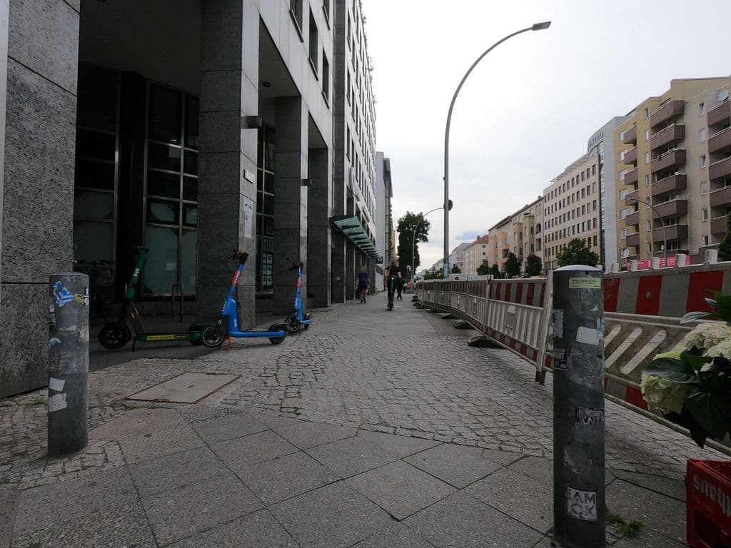 Street view near Royal Shisha Shop Charlottenburg