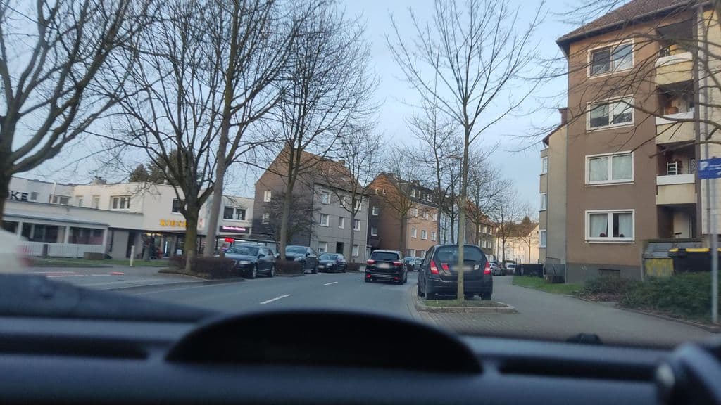 Street view near La Ville 2