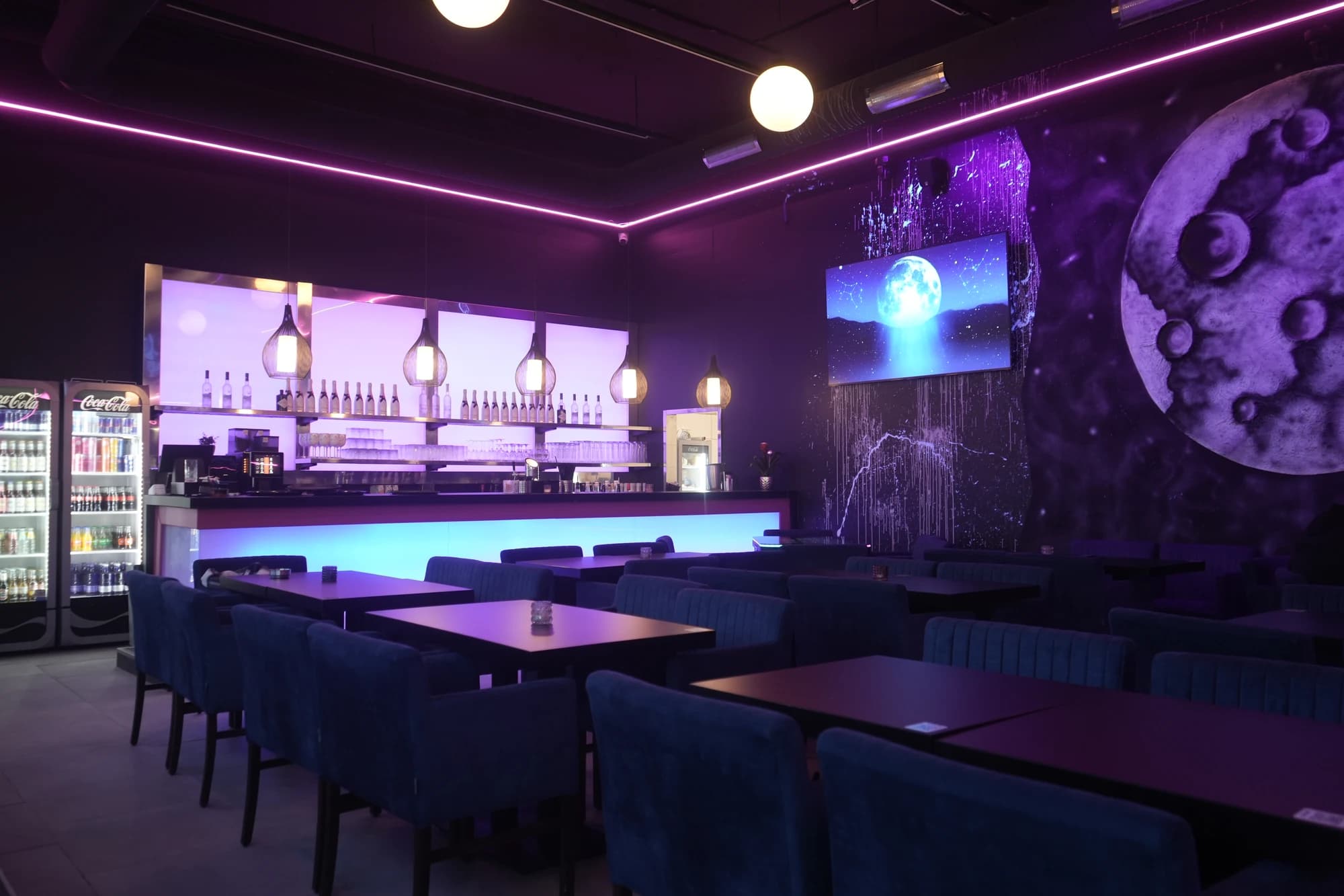 Moon Cafe Bar Lounge photo 1