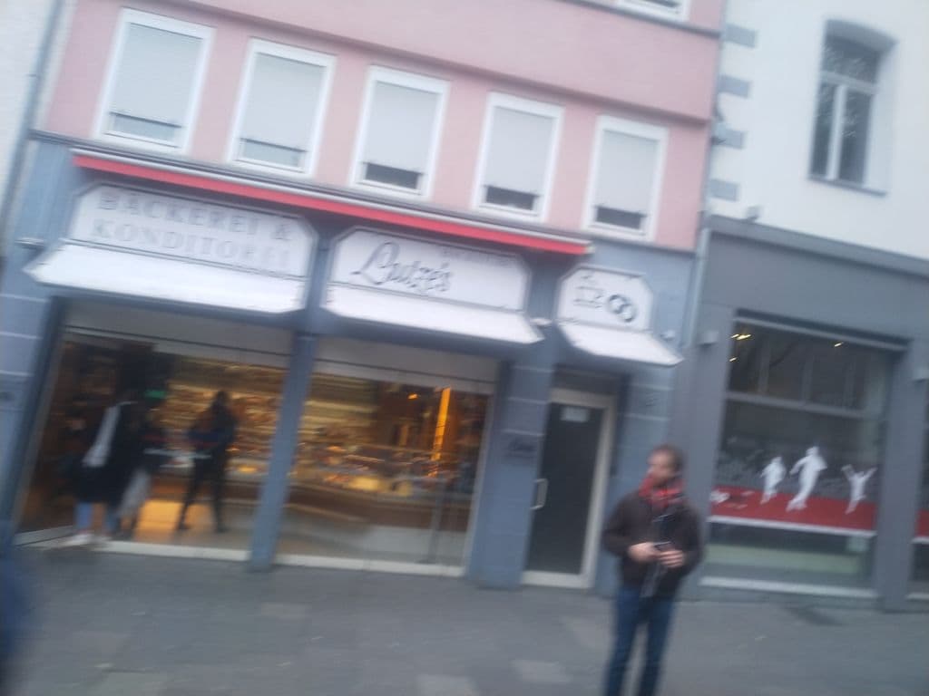 Street view near Smoke & Sweets Göttingen Shisha Shop Kiosk Vape Shop E-Zigaretten Shop