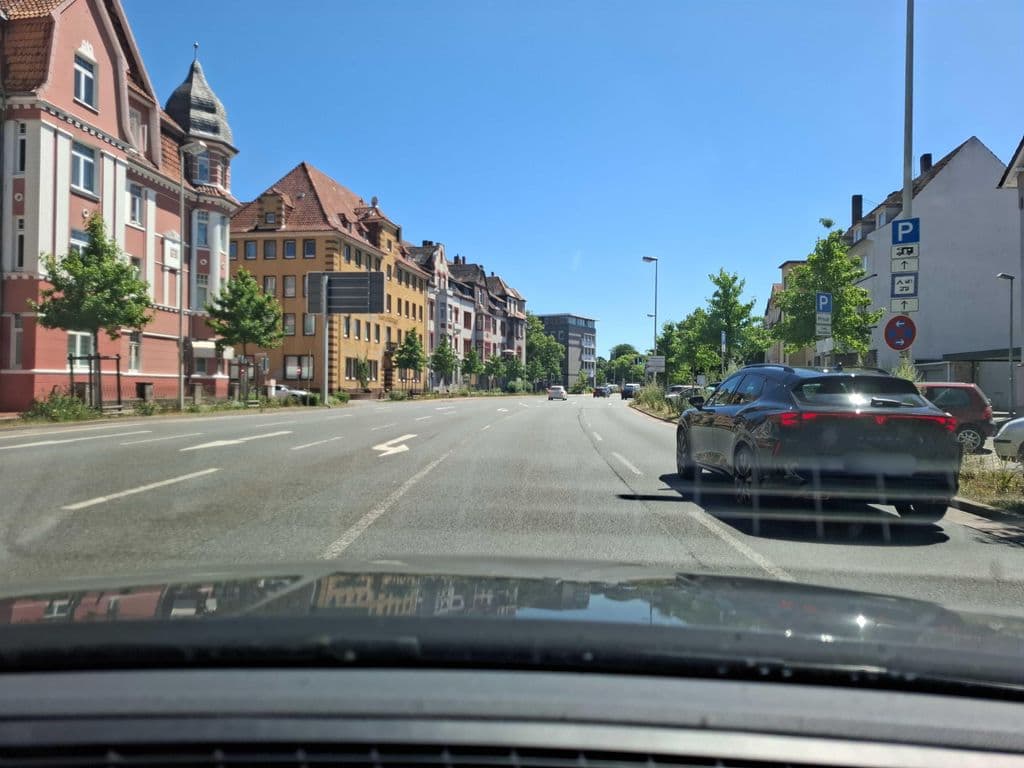 Street view near LeAhmo Shisha & E-Zigaretten Shop Hameln