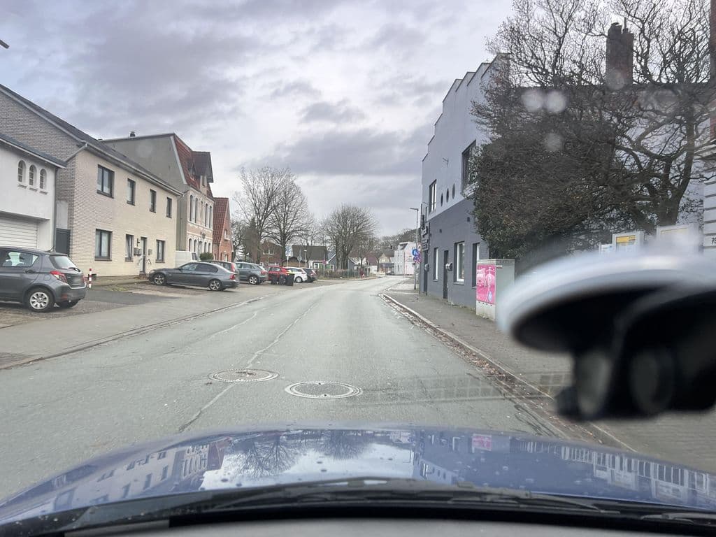 Street view near Quick Shisha Lounge