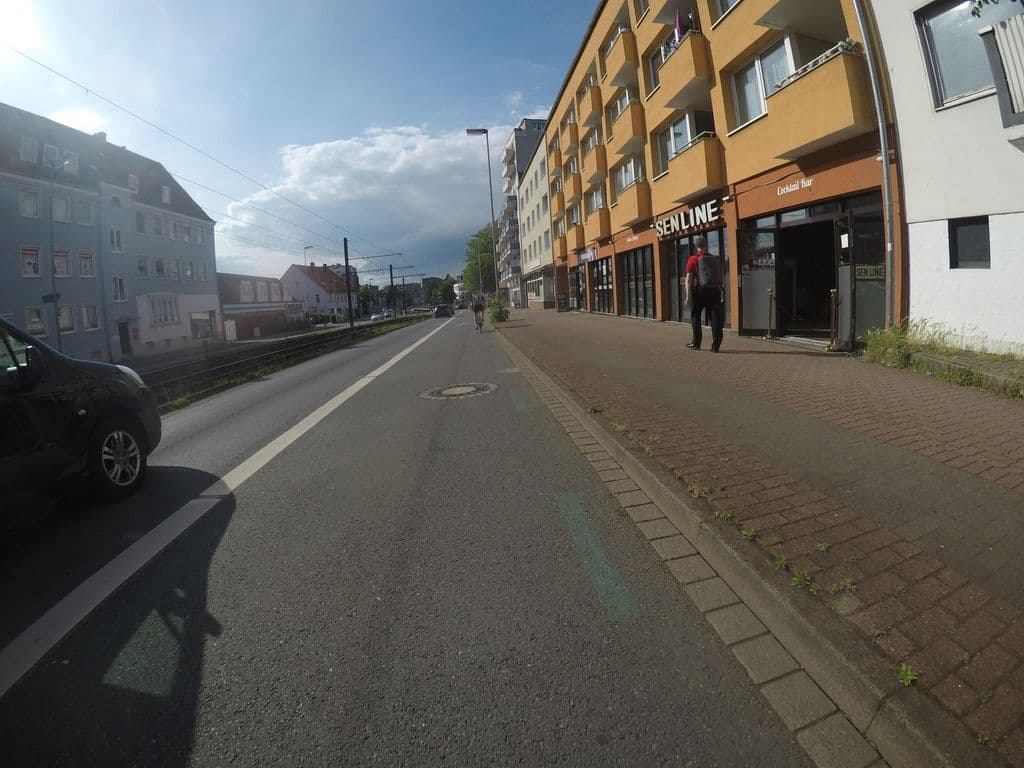 Street view near Senline - Shisha Lounge