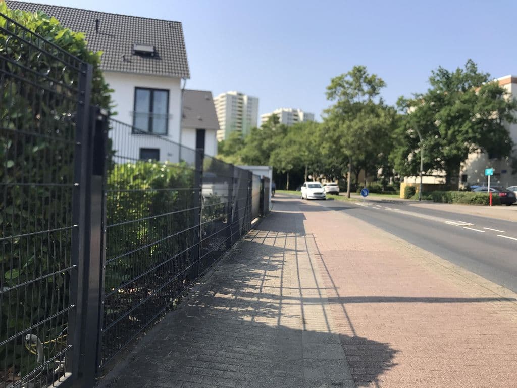Street view near Malin Gardens