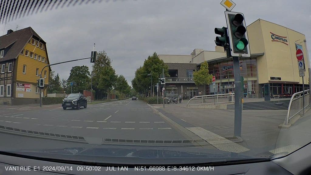 Street view near Magic Shisha & Cocktaillounge