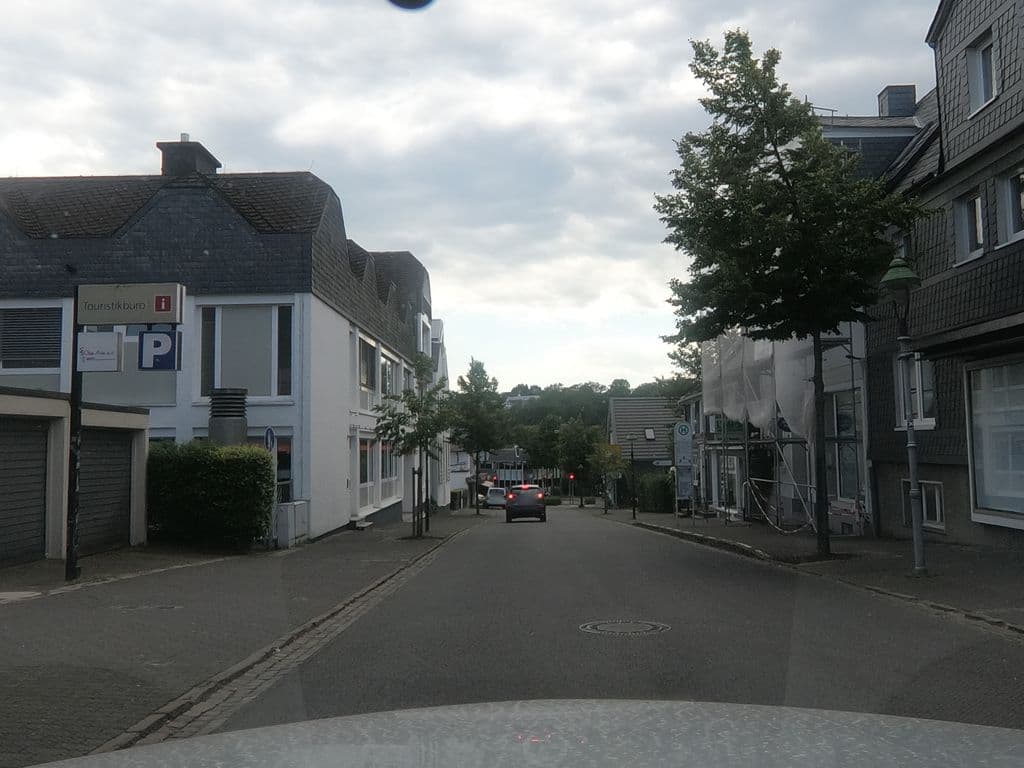 Street view near Smox - Shishastore Olpe