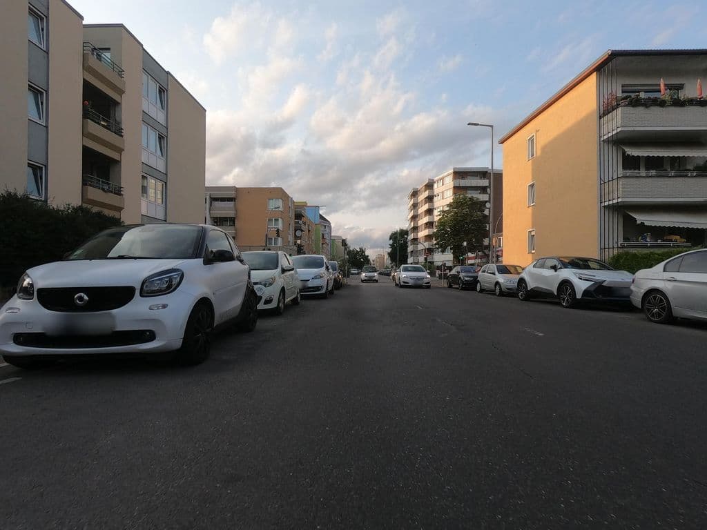 Street view near Meo Ba