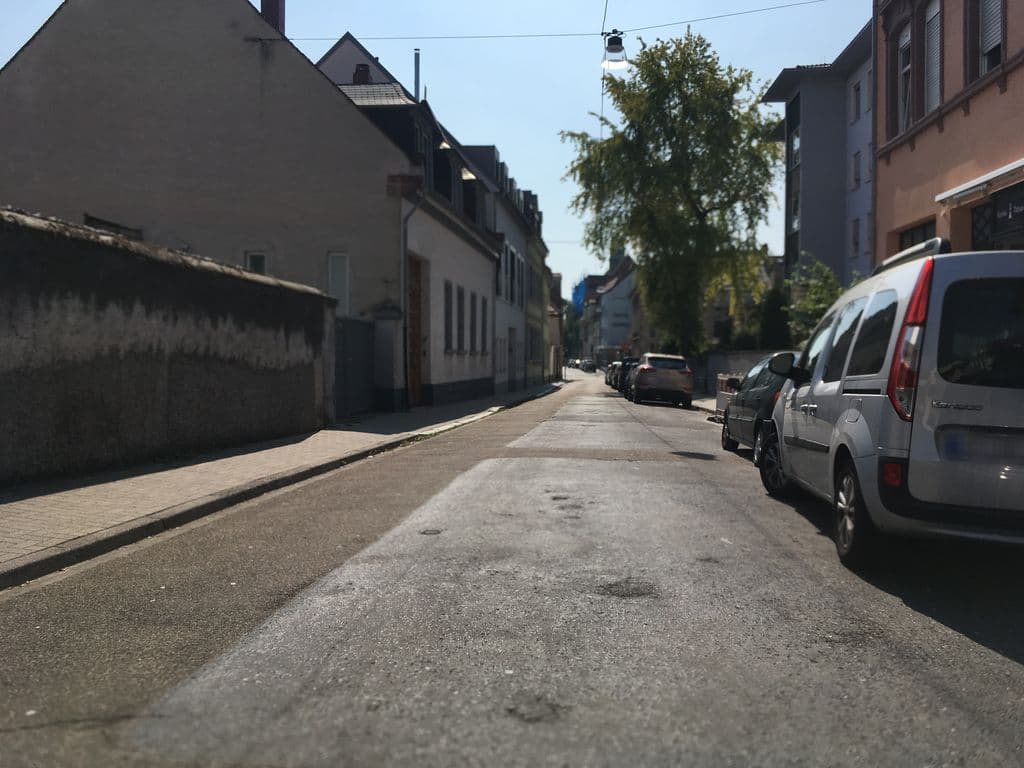 Street view near Shisha Shop Smoking Monkey Speyer