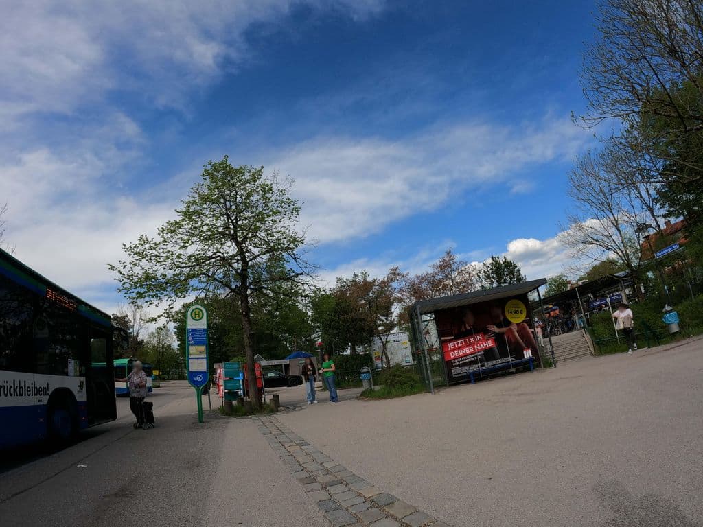 Street view near Empire-Shisha-Lounge Taufkirchen