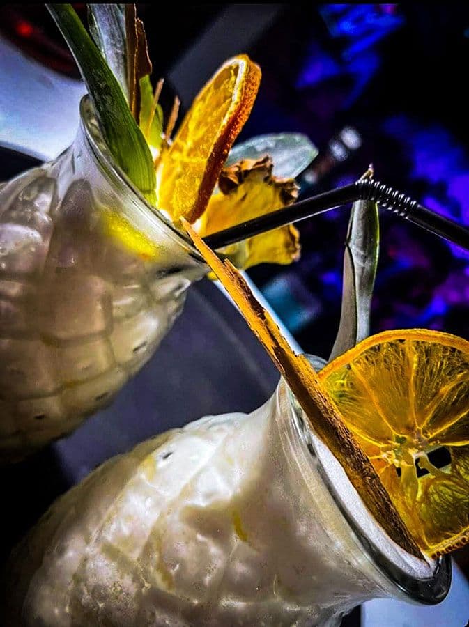 Hibou Shishas & Cocktails