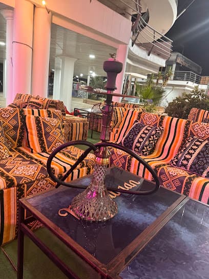 Restaurante Bar Pyramid - Shisha y Cocteles