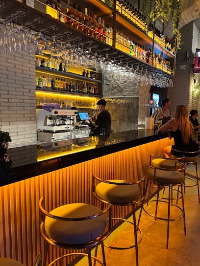 M7 Lounge (Tarragona)