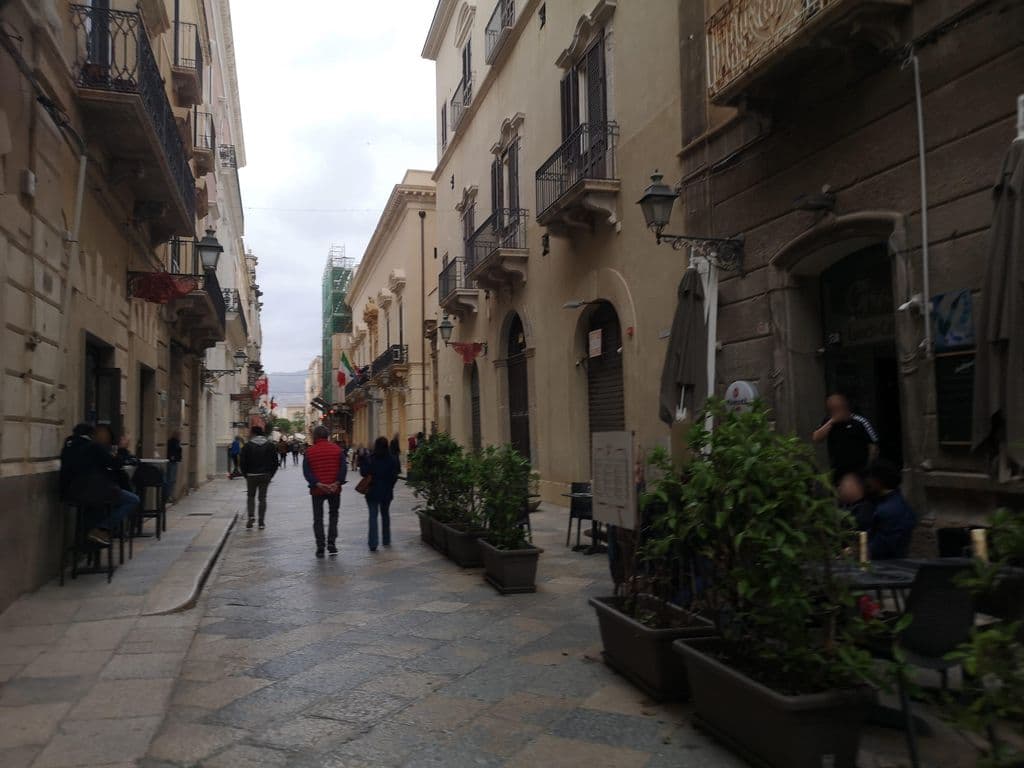 Street view near Gral Lounge Cafe'