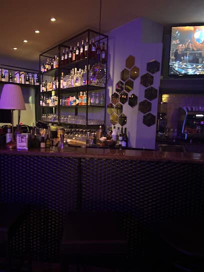 GuRu Lounge Bar photo 1