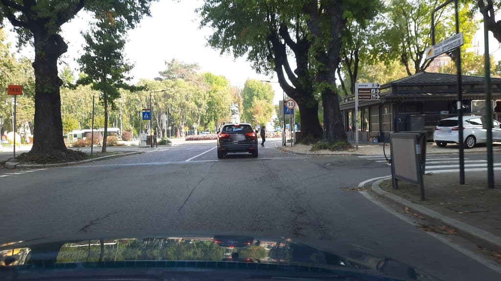 Street view near La Gare People