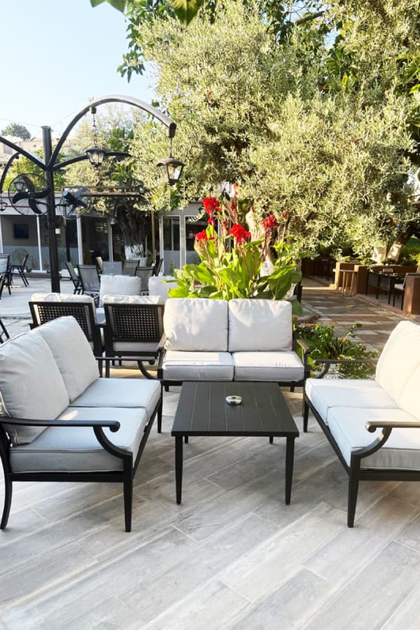 Nazende Garden Cafe&Lounge photo 6