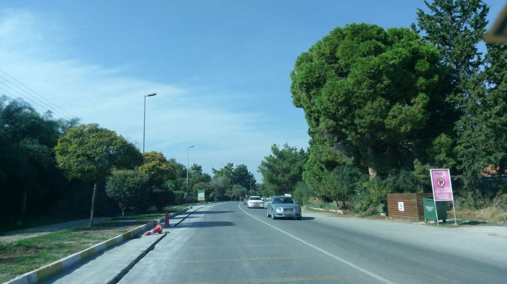 Street view near QBAR Cafe&Lounge
