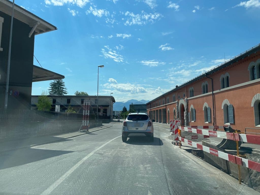 Street view near Bottéga