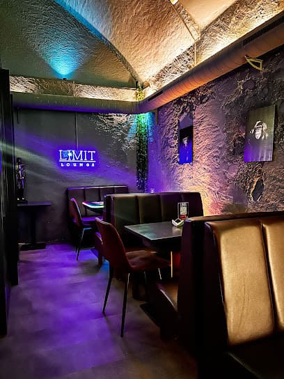 Limit Lounge photo 2