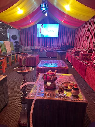 Sarah Lounge photo 2