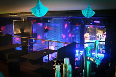 Golden club shisha