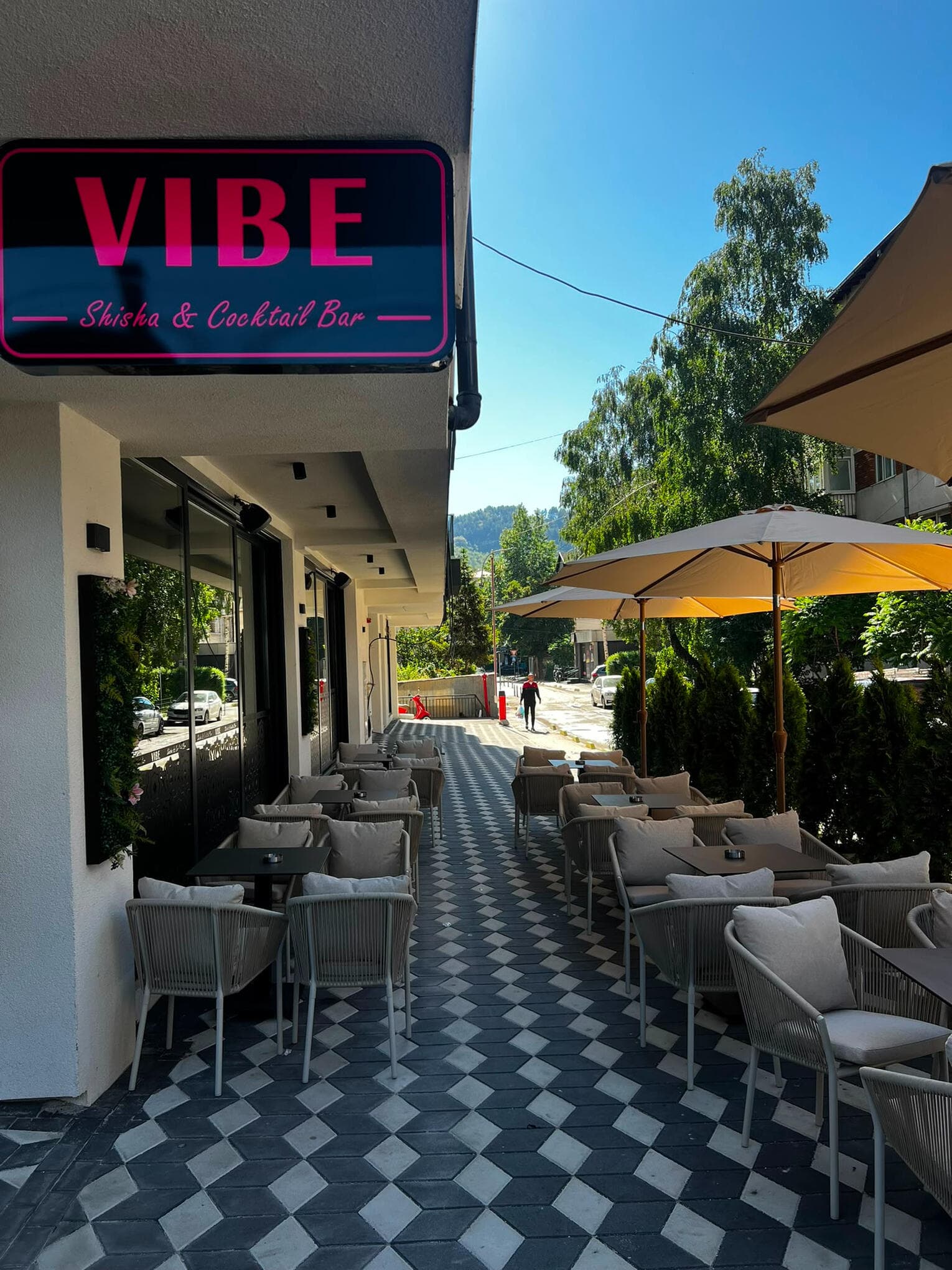 VIBE LOUNGE shisha & cocktail bar photo 3