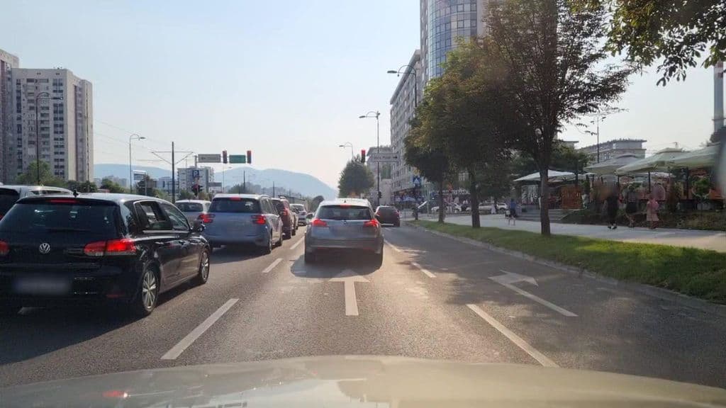 Street view near Kocke za nargilu I Sarajevo I 100% od kokosa I CocoMagic