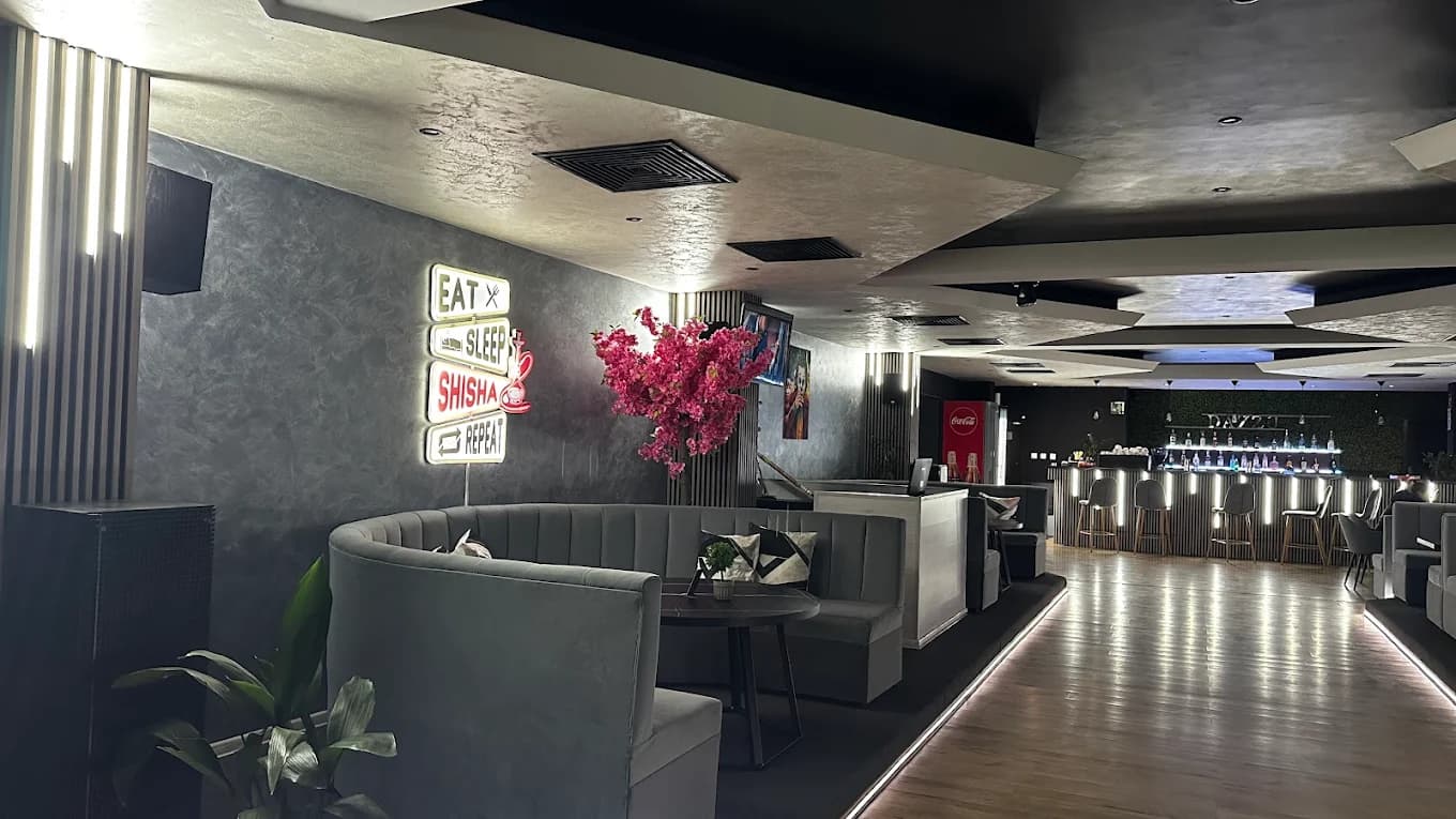 Dazzu - bar & shisha photo 3