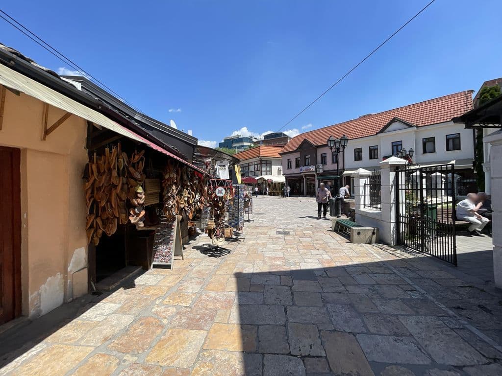 Street view near Luomo caffe