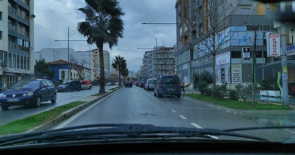 Street view near Gamma Lounge Durrës