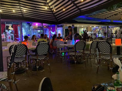 Hookah bar at Aura