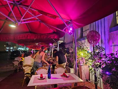 Barbizon Restaurant Garden & Hookah Lounge photo 1