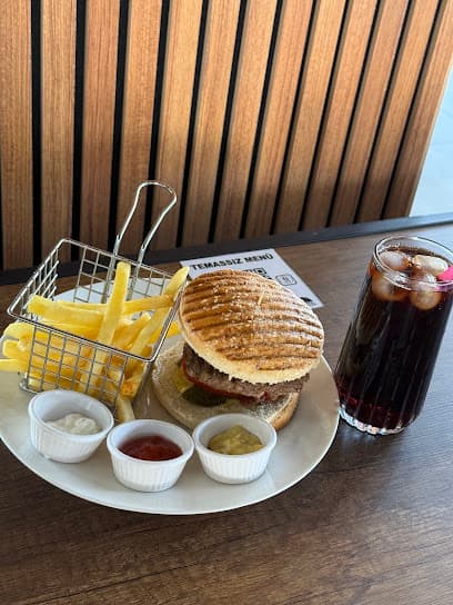 Nazende Cafe Nargile Okey photo 1