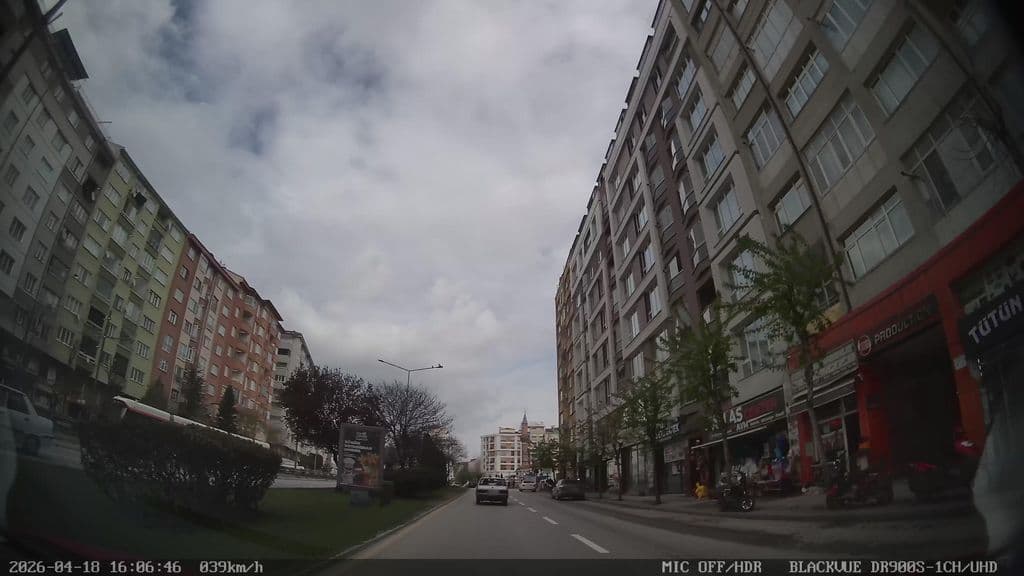 Street view near Çalișkan Nargile & Tütün