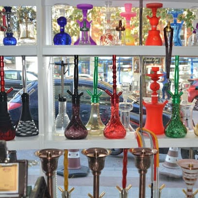 USTA TOBACCO SHOP photo 1