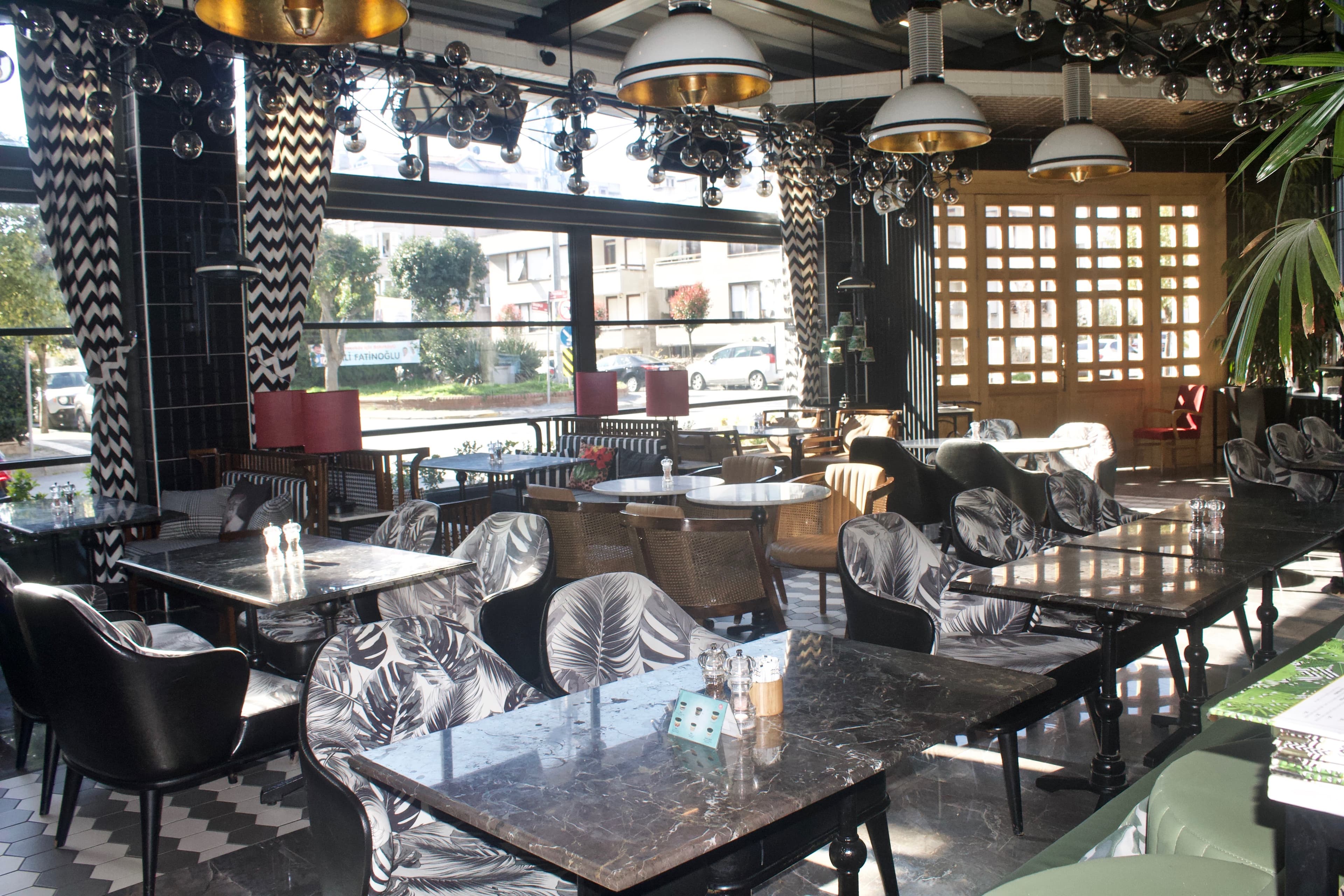 Balkon Cafe & Restaurant Etiler Şubesi photo 3
