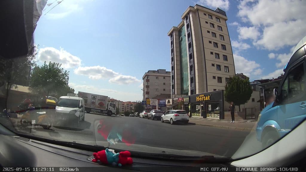 Street view near Karizma tütün nargile. Tobacco shop