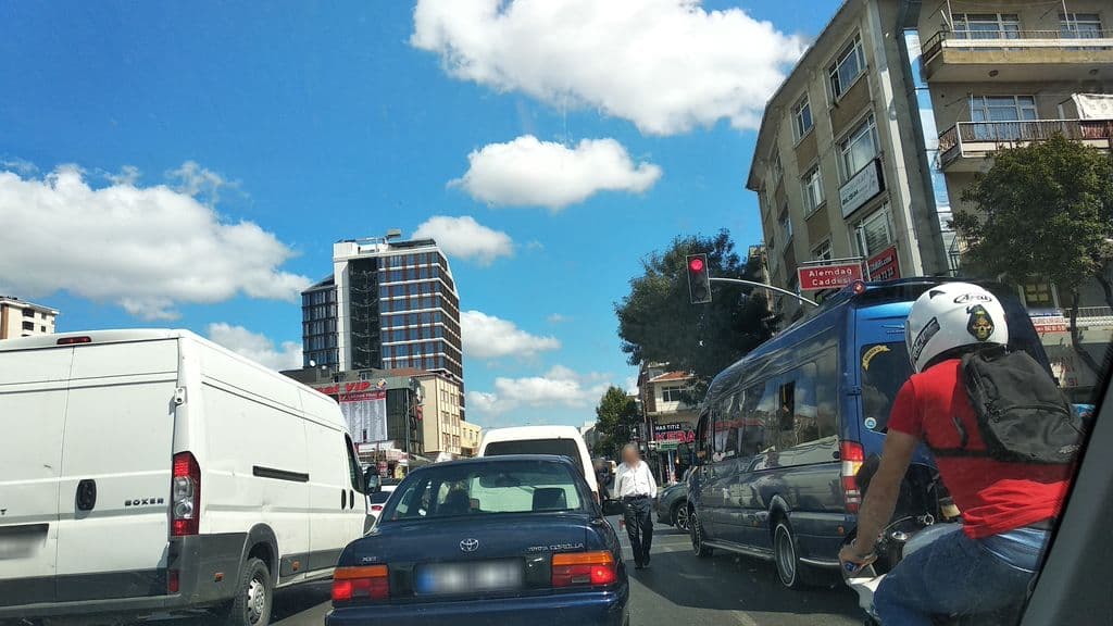 Street view near Akar tütün ve nargile
