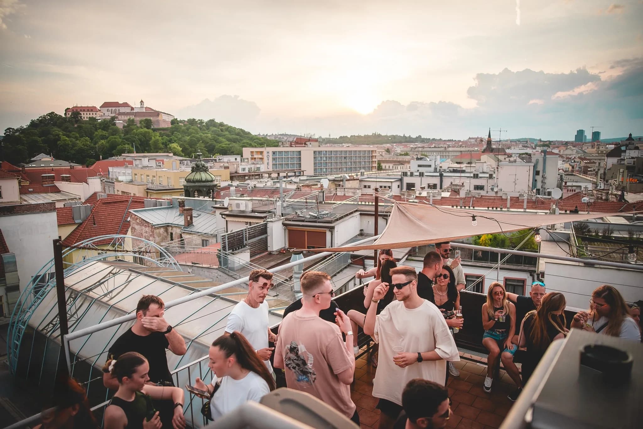 Terraza | bar s vyhlídkovou rozhlednou photo 2