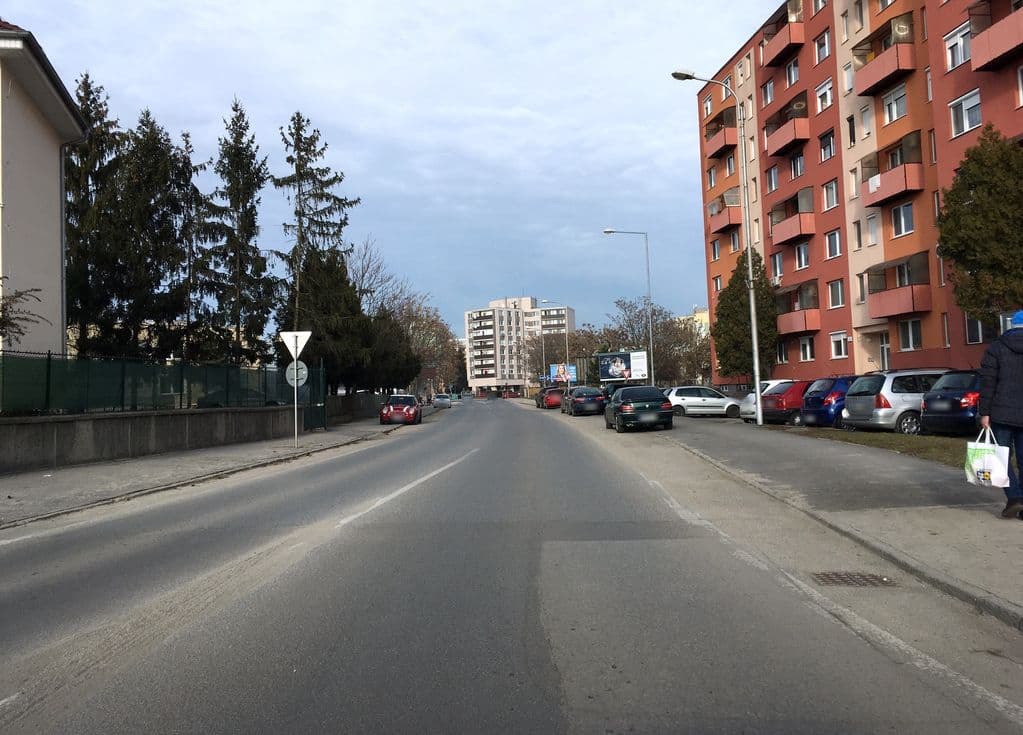 Street view near Anaháta club