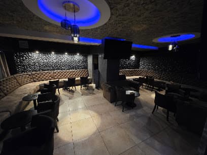 Lana Lounge