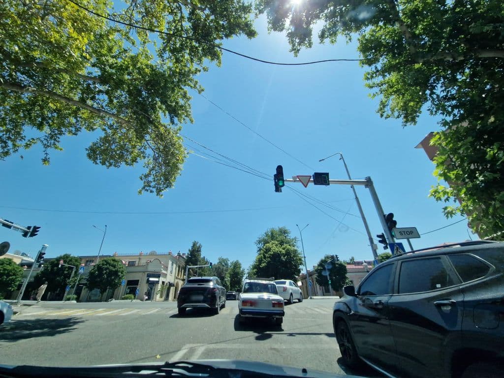 Street view near 5th avenue